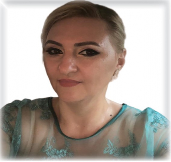 Oameni de succes -  Adela Manțog Director SGA Mehedinți